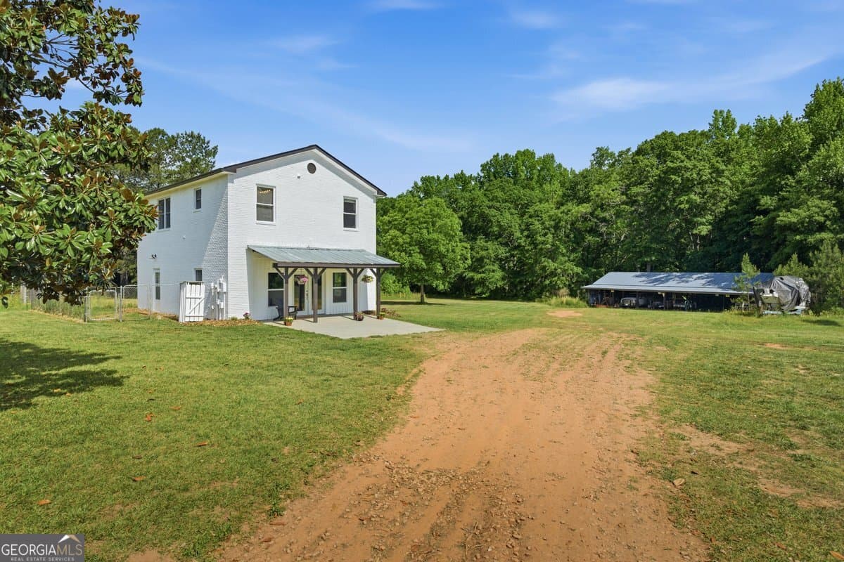 3 bedroom, 2 bathroom, 1,750 sq ft single family residence for sale at 1465 Thurston Snow Road, Good Hope, GA 30641 — photo 5