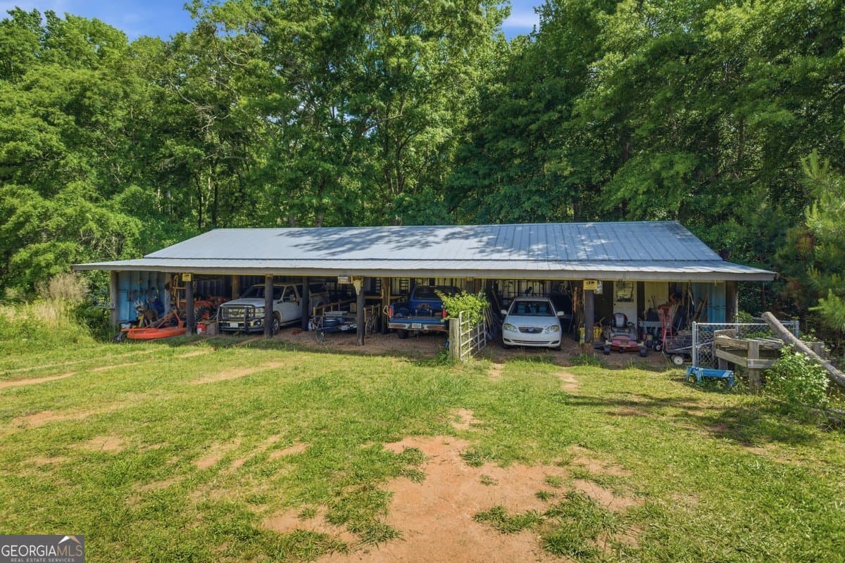 3 bedroom, 2 bathroom, 1,750 sq ft single family residence for sale at 1465 Thurston Snow Road, Good Hope, GA 30641 — photo 10