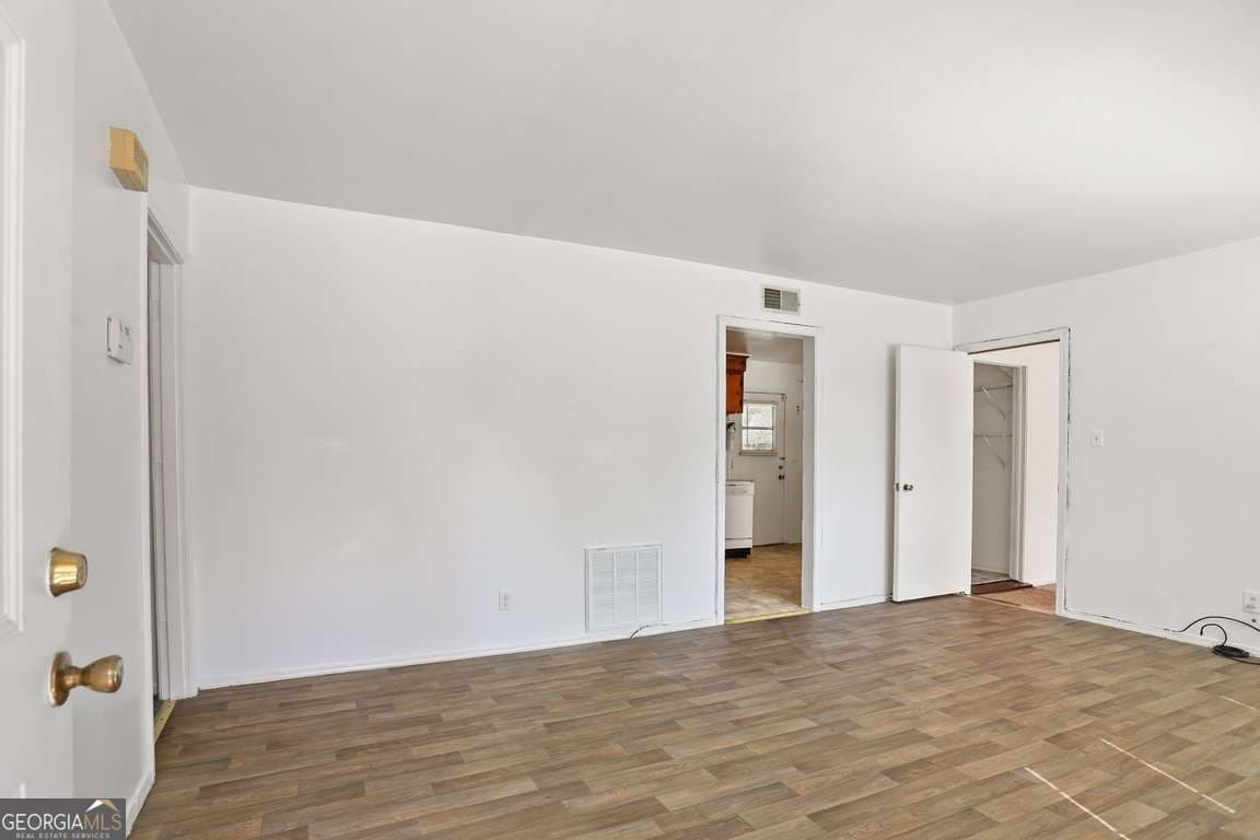 3 bedroom, 1 bathroom single family residence for sale at 2444 E 39Th Street, Savannah, GA 31404 — photo 9