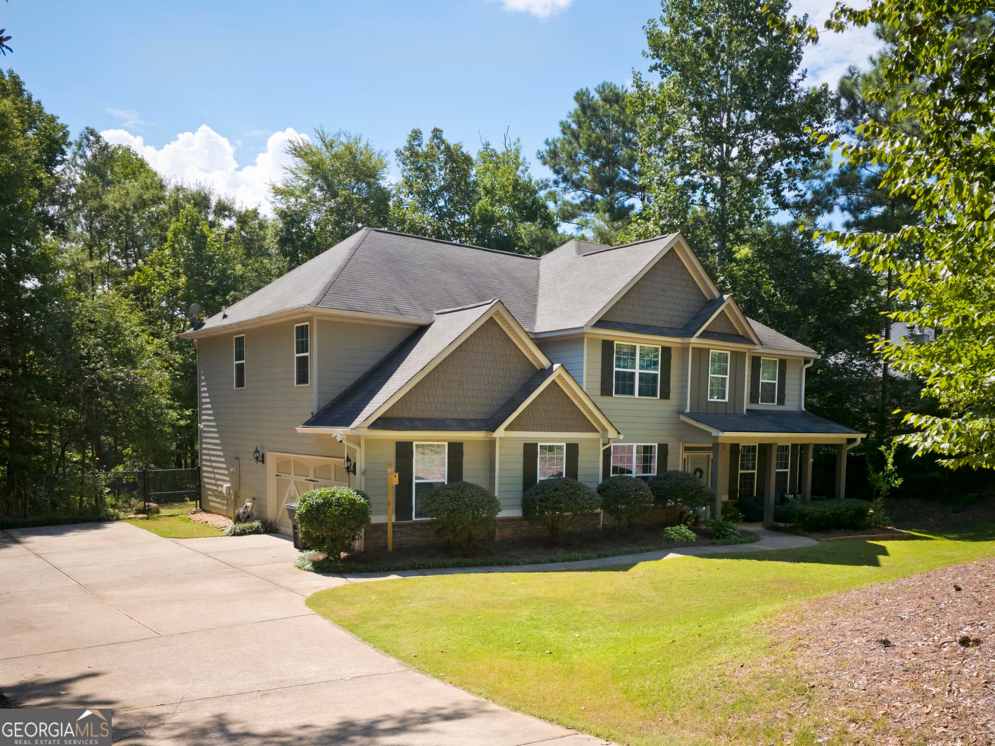 5 bedroom, 4 bathroom, 3,302 sq ft single family residence for sale at 96 Oak Leaf Way, Hamilton, GA 31811 — photo 2