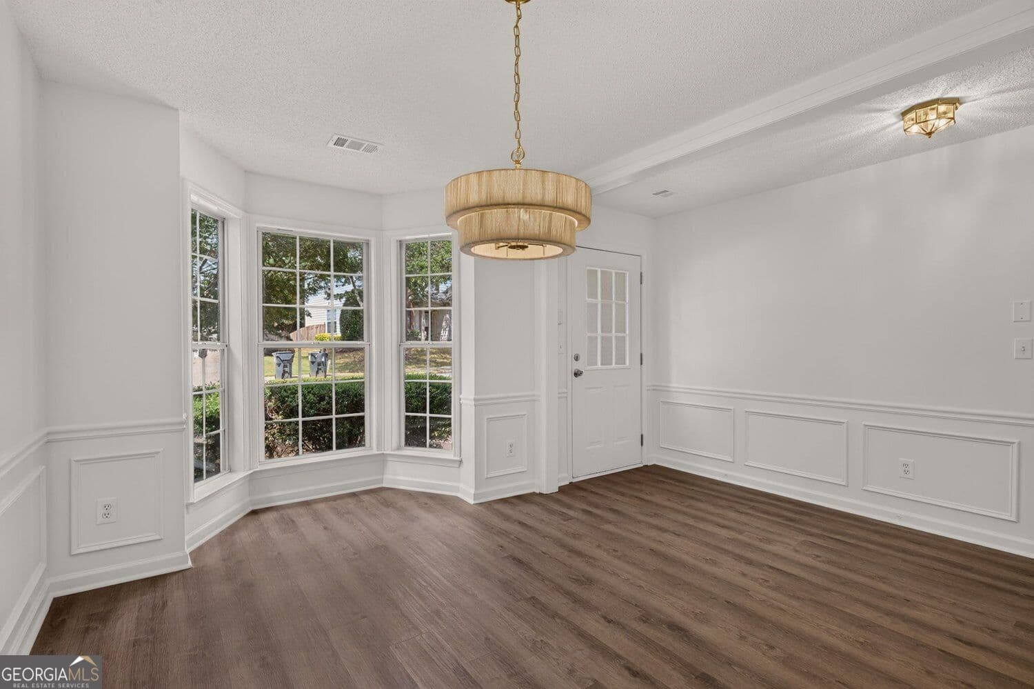 3 bedroom, 2.5 bathroom, 1,780 sq ft single family residence for sale at 3780 Ridgefair Drive, Cumming, GA 30040 — photo 9