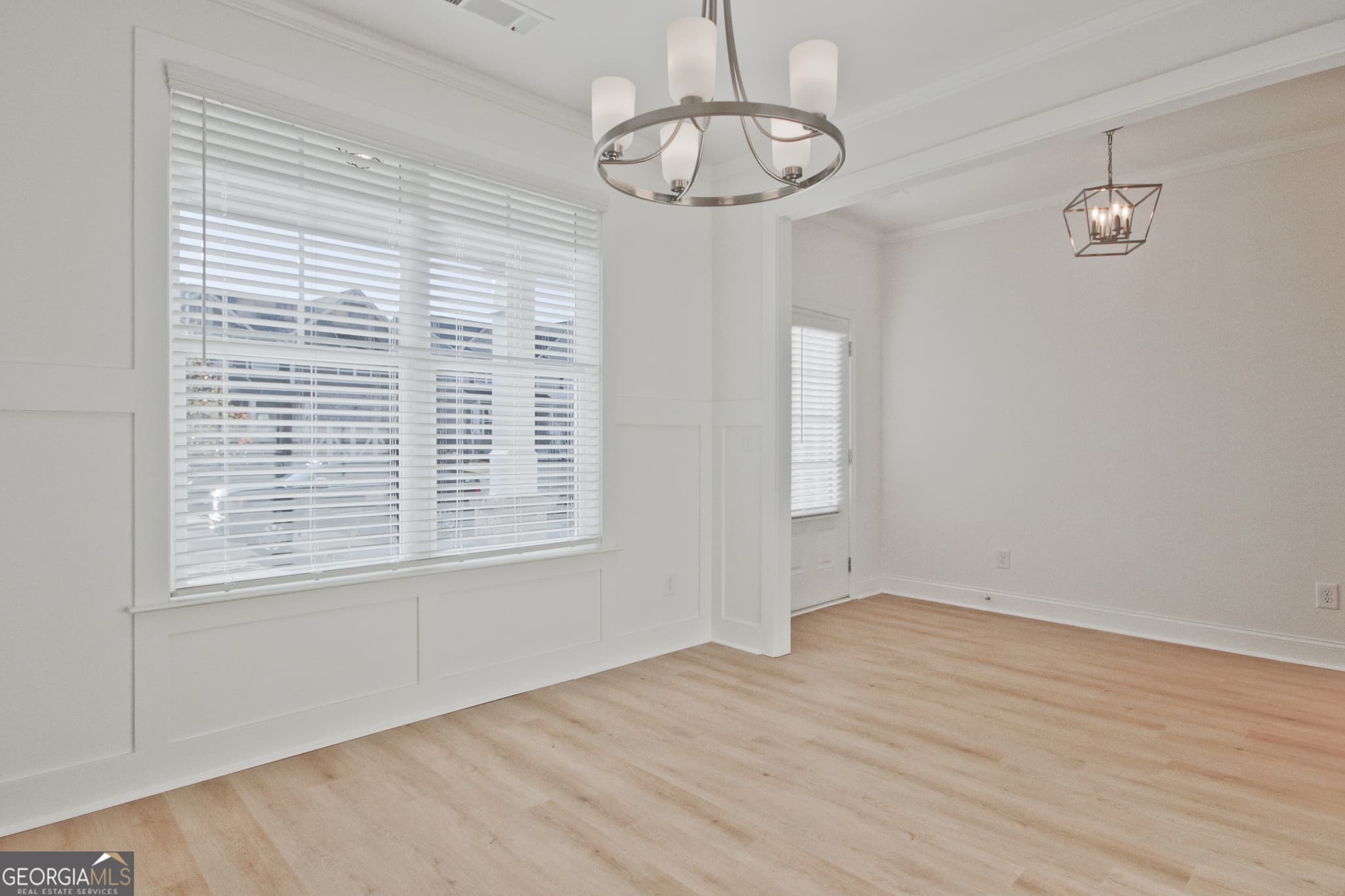 5 bedroom, 3 bathroom single family residence for sale at 183 Open Waters Walk, Braselton, GA 30517 — photo 3