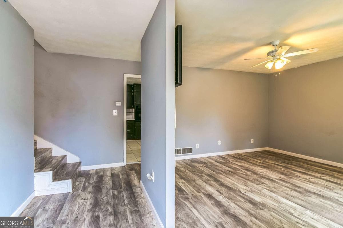 5 bedroom, 2 bathroom, 2,281 sq ft single family residence for sale at 927 Slash Pine Road, Forest Park, GA 30297 — photo 6