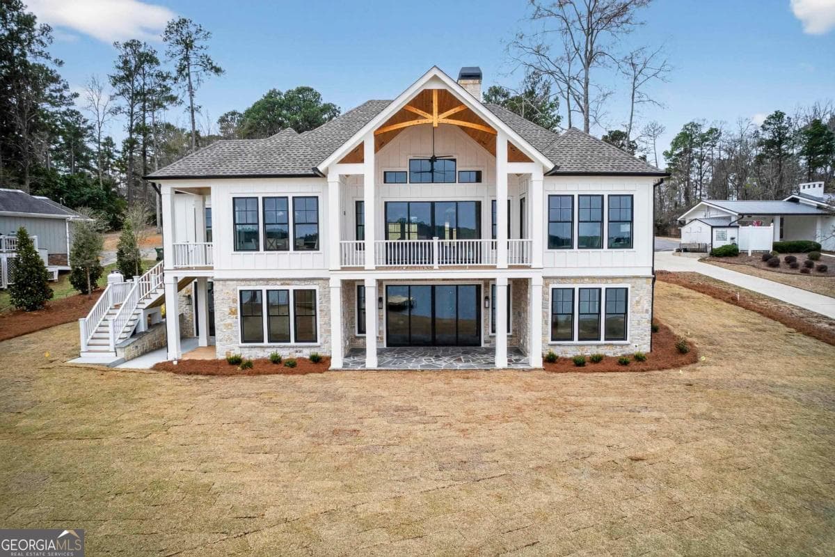 4 bedroom, 4 bathroom, 4,333 sq ft single family residence for sale at 161 W Lakeview Drive, Milledgeville, GA 31061 — photo 3