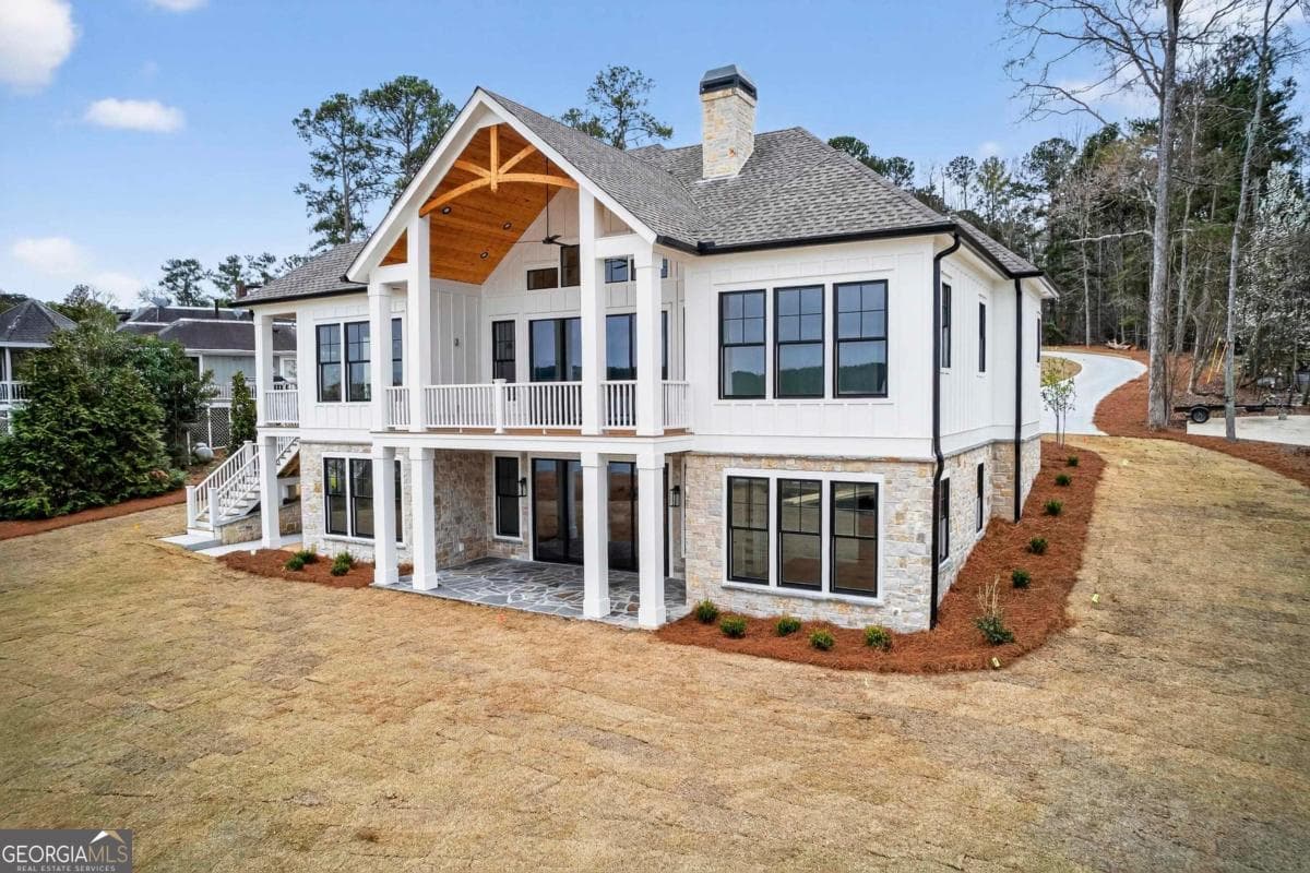 4 bedroom, 4 bathroom, 4,333 sq ft single family residence for sale at 161 W Lakeview Drive, Milledgeville, GA 31061 — photo 8