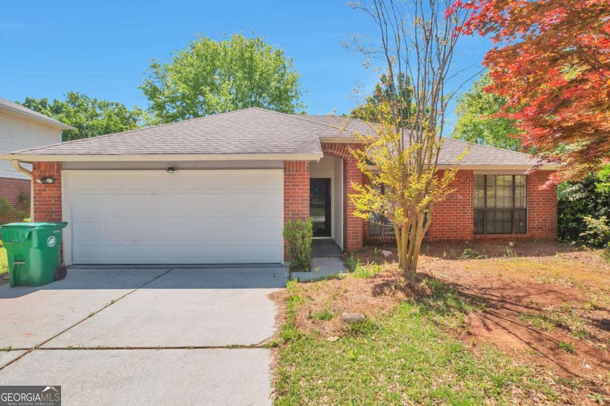 3 bedroom, 2 bathroom, 1,699 sq ft single family residence sold at 814 Arbor Hill Drive, Stone Mountain, GA 30088