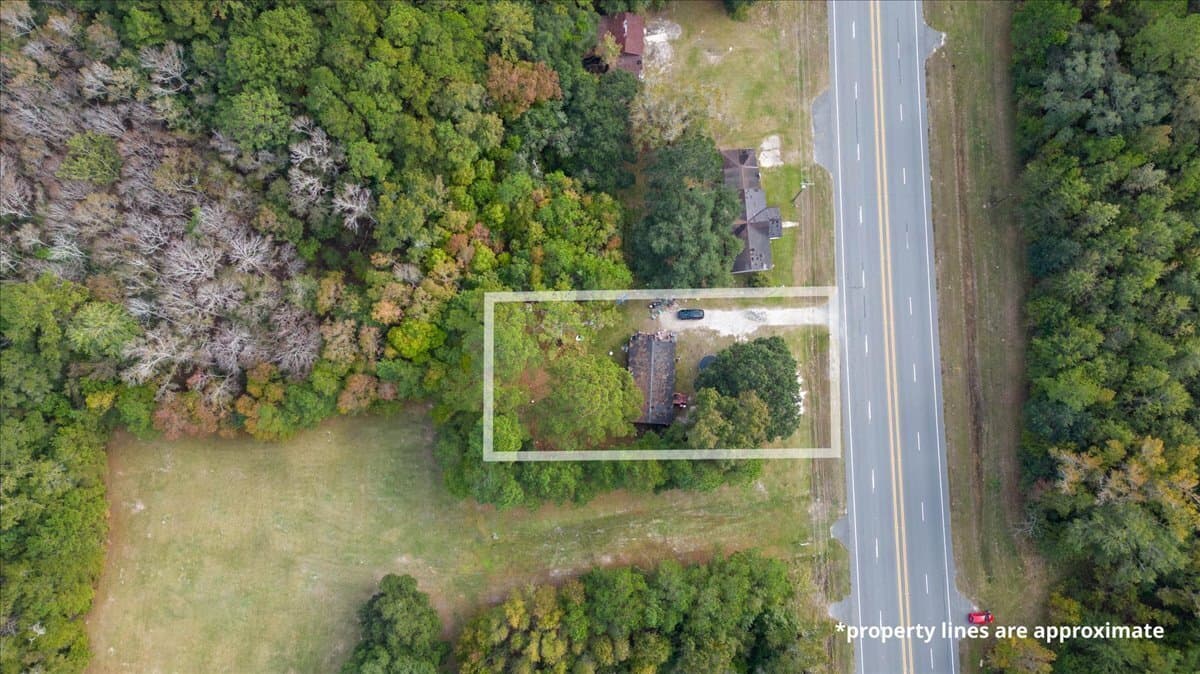 commercial under contract at 13250 E Oglethorpe Highway, Midway, GA 31320