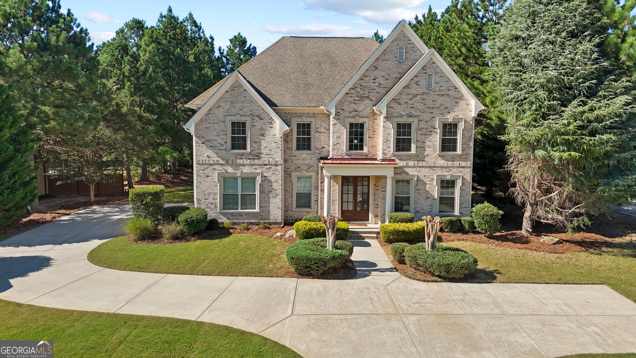 4 bedroom, 3.5 bathroom, 3,918 sq ft single family residence for sale at 125 Delamere Place, Tyrone, GA 30290