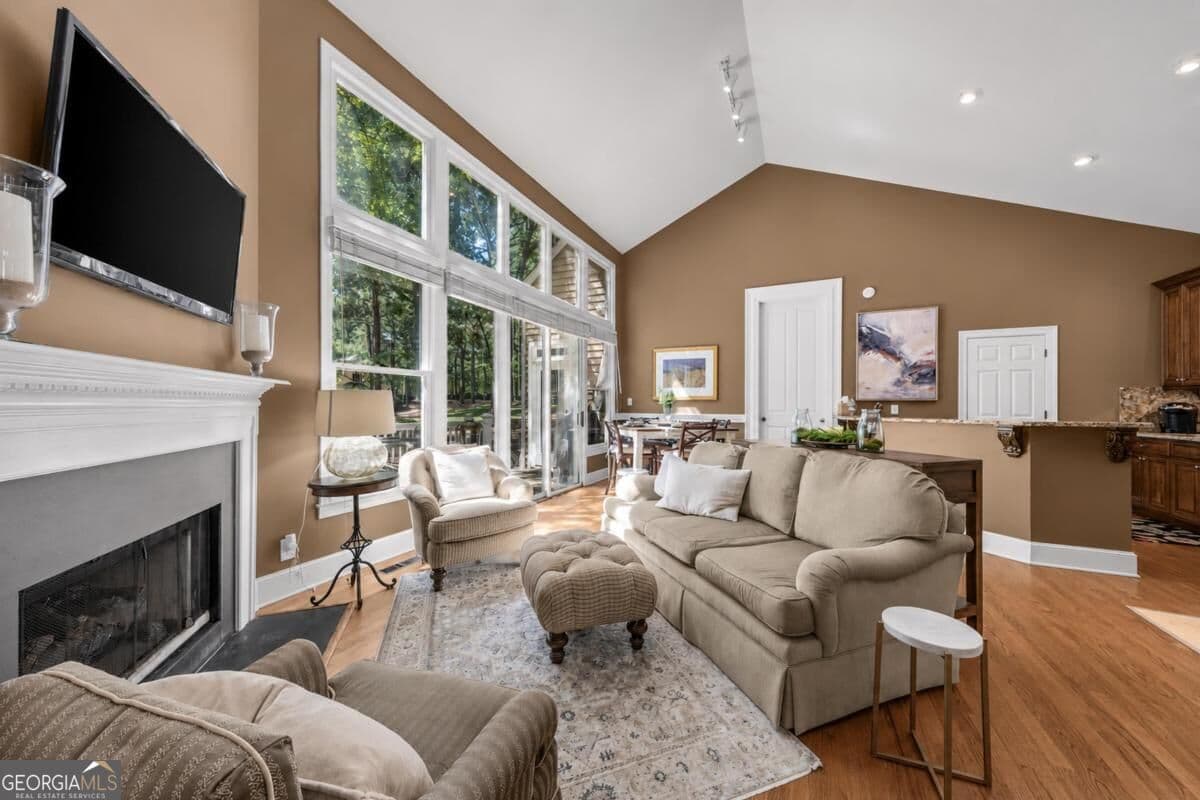 2 bedroom, 2.5 bathroom, 1,368 sq ft single family residence for sale at 112 Seven Oaks Way, Eatonton, GA 31024 — photo 5