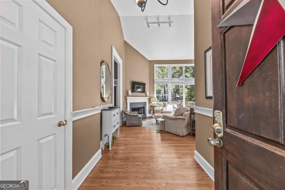 2 bedroom, 2.5 bathroom, 1,368 sq ft single family residence for sale at 112 Seven Oaks Way, Eatonton, GA 31024 — photo 4