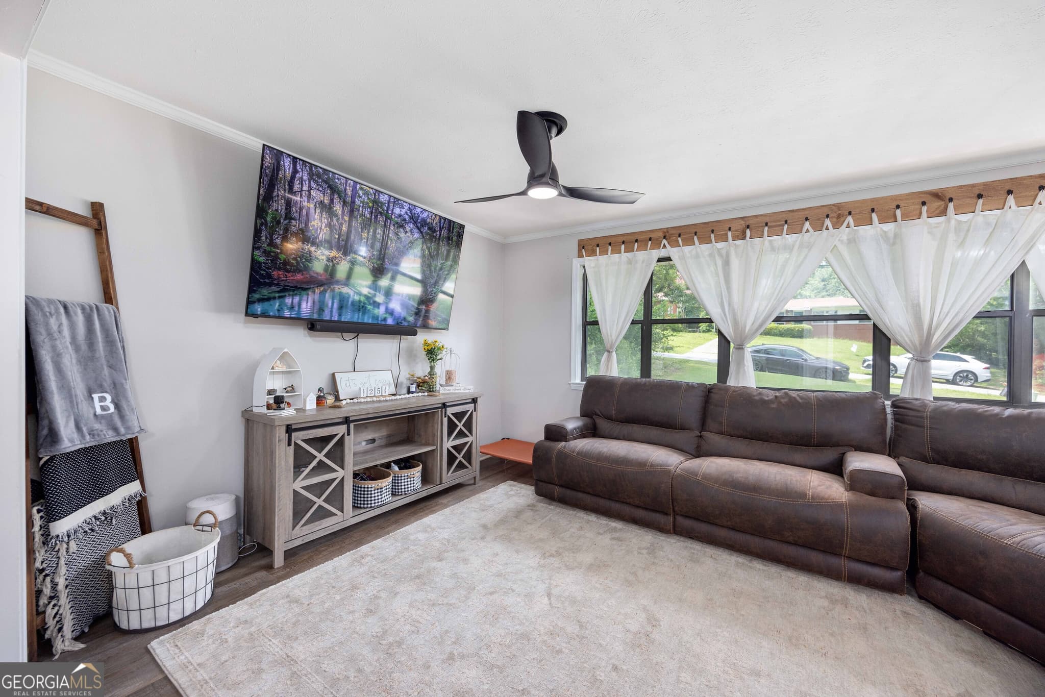 4 bedroom, 3 bathroom, 1,979 sq ft single family residence for sale at 3838 Lyn Drive, Columbus, GA 31909 — photo 3
