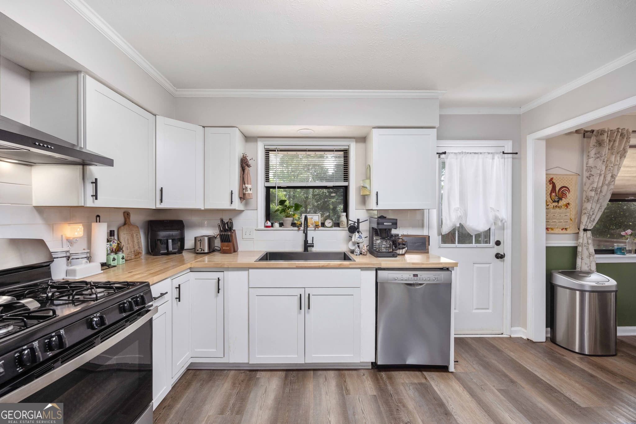 4 bedroom, 3 bathroom, 1,979 sq ft single family residence for sale at 3838 Lyn Drive, Columbus, GA 31909 — photo 8