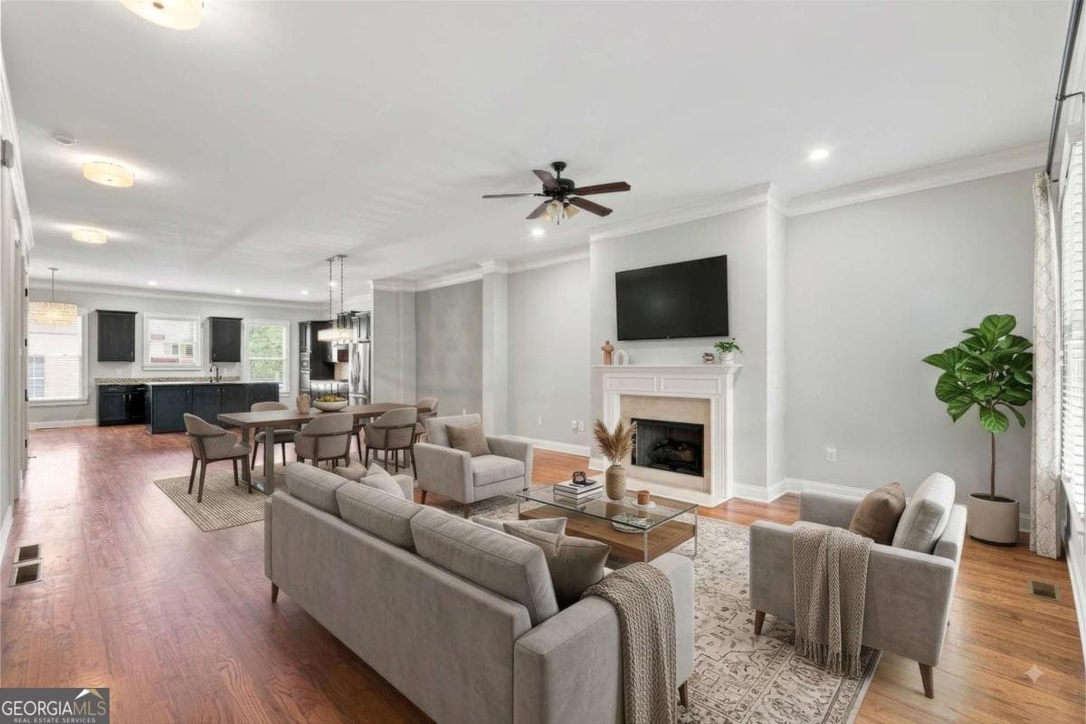 4 bedroom, 3.5 bathroom condominium for sale at 1883 Manor Estate, Atlanta, GA 30341 — photo 2