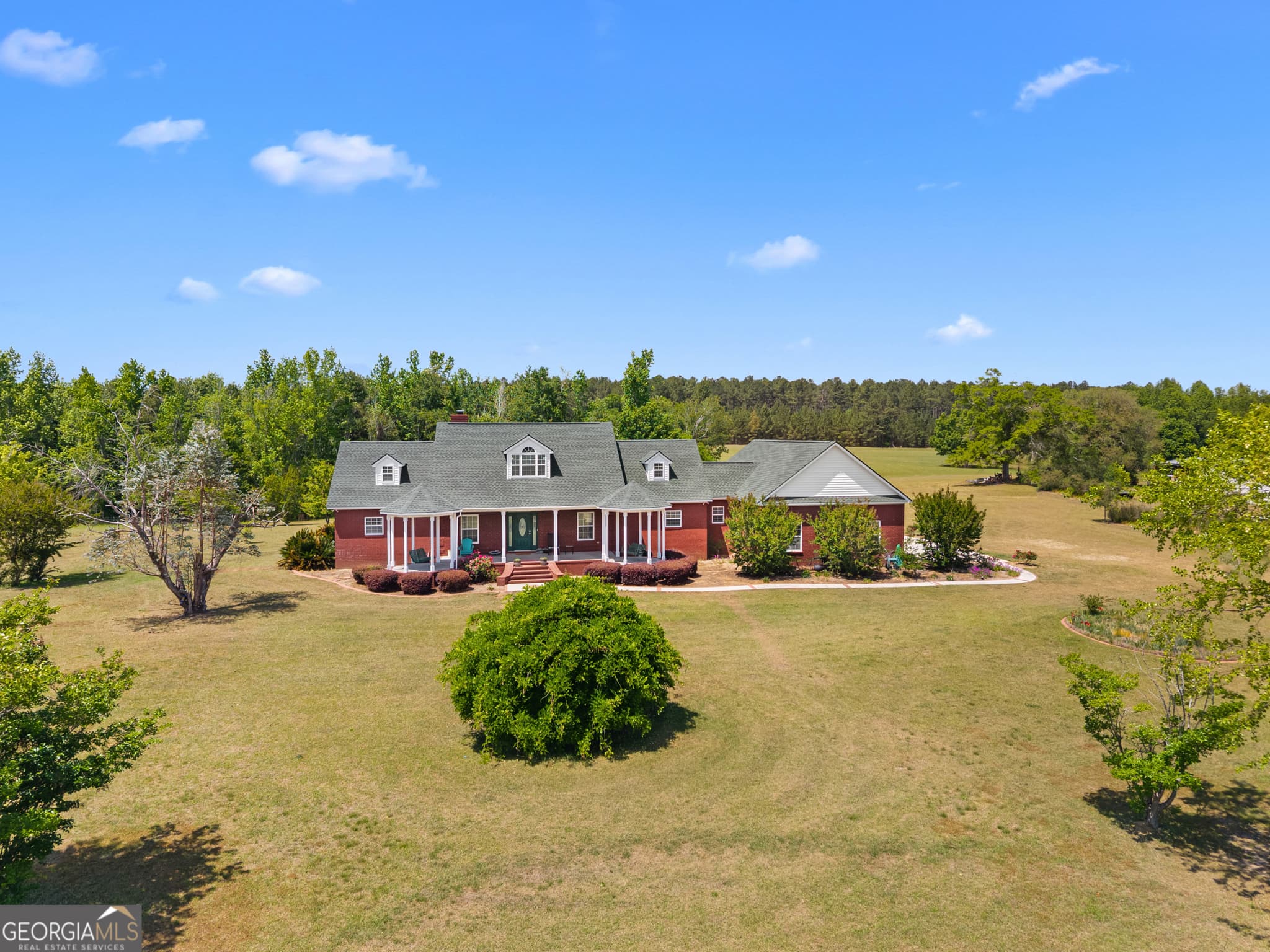 3 bedroom, 2.5 bathroom, 2,662 sq ft single family residence for sale at 4194 Ivey S. Lane, Millen, GA 30442 — photo 2