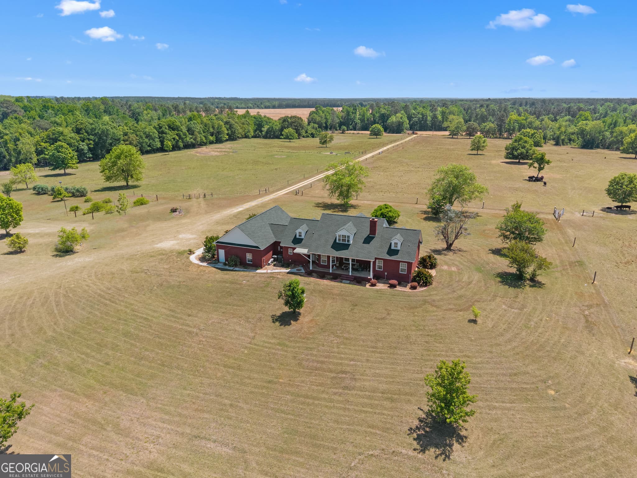 3 bedroom, 2.5 bathroom, 2,662 sq ft single family residence for sale at 4194 Ivey S. Lane, Millen, GA 30442 — photo 3