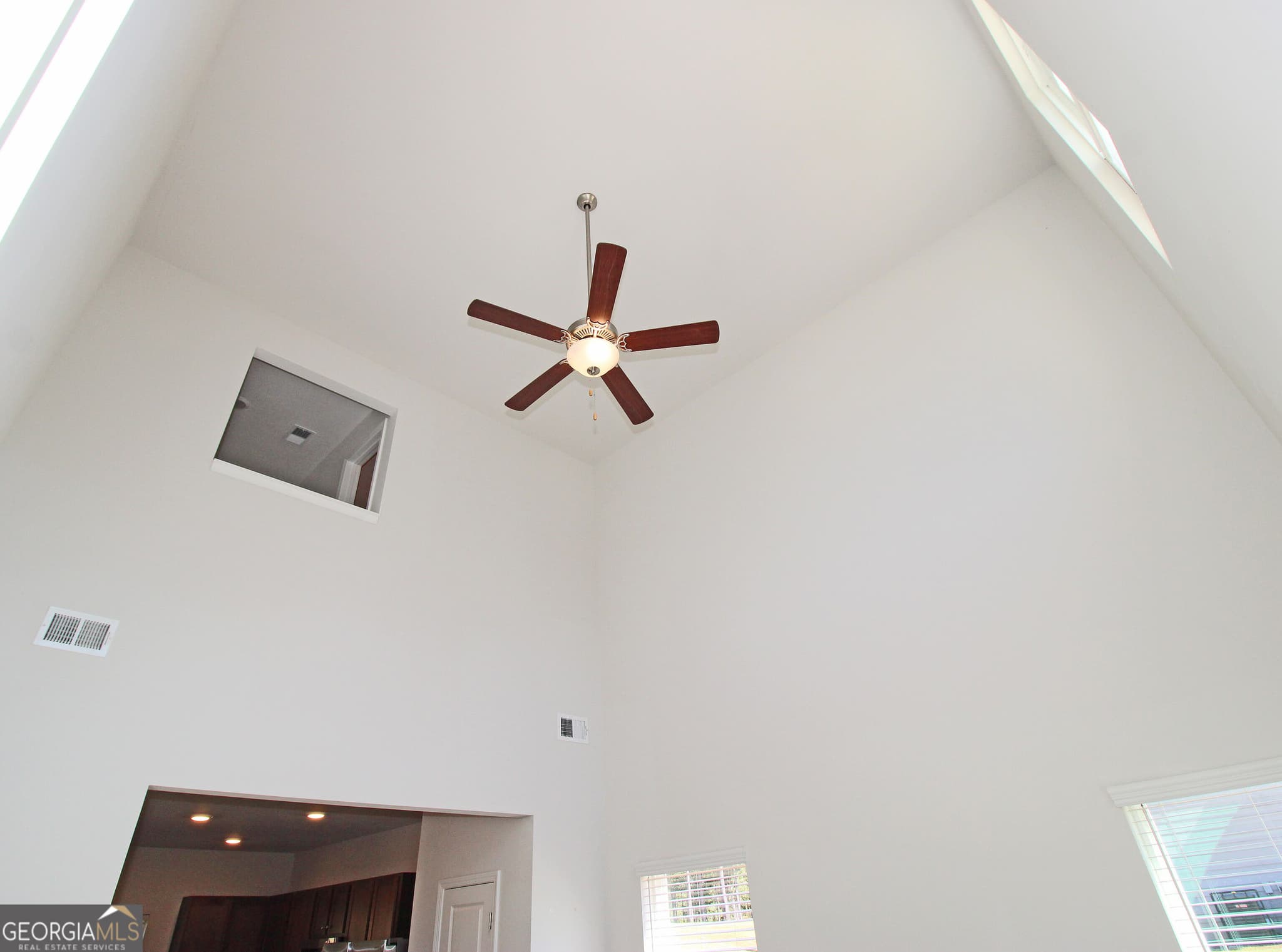 4 bedroom, 3 bathroom, 2,112 sq ft single family residence for sale at 85 Triumph Trail, Covington, GA 30016 — photo 8