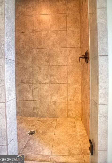 4 bedroom, 2 bathroom, 1,840 sq ft single family residence under contract at 4077 Mckenzie Lane, Valdosta, GA 31605 — photo 7