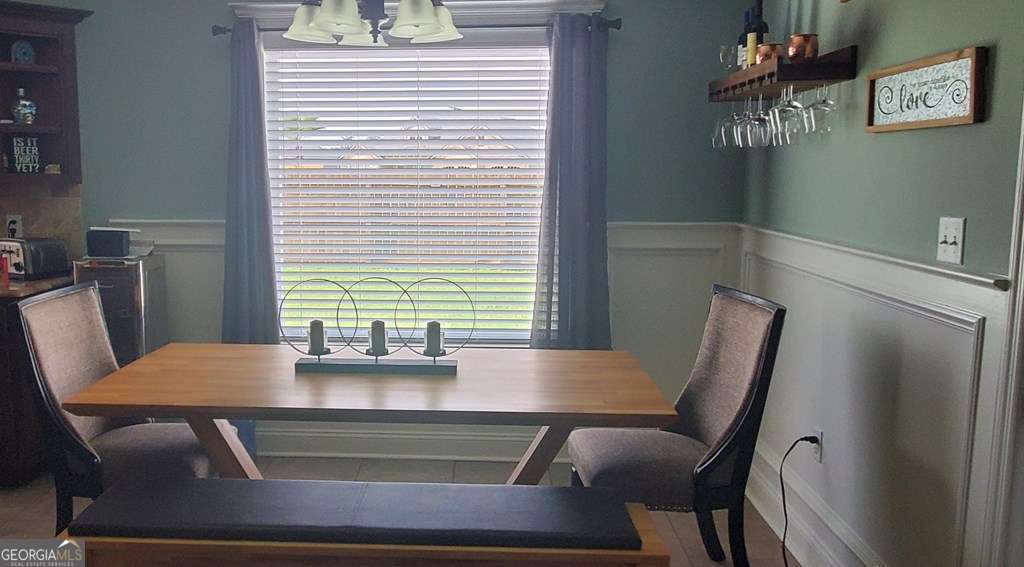 4 bedroom, 2 bathroom, 1,840 sq ft single family residence under contract at 4077 Mckenzie Lane, Valdosta, GA 31605 — photo 4