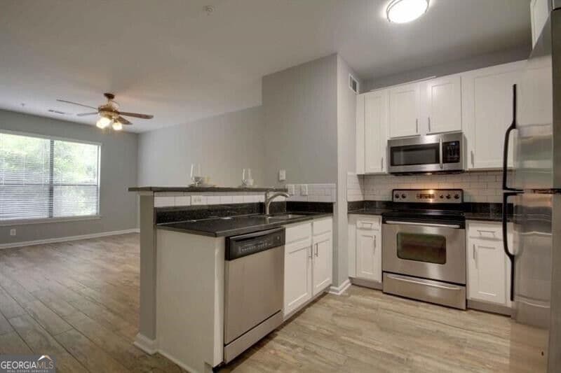 2 bedroom, 1 bathroom, 900 sq ft loft,condominium for rent at 821 Ralph Mcgill Boulevard 2306, Atlanta, GA 30306 for $2,350 a month — photo 1 of 20
