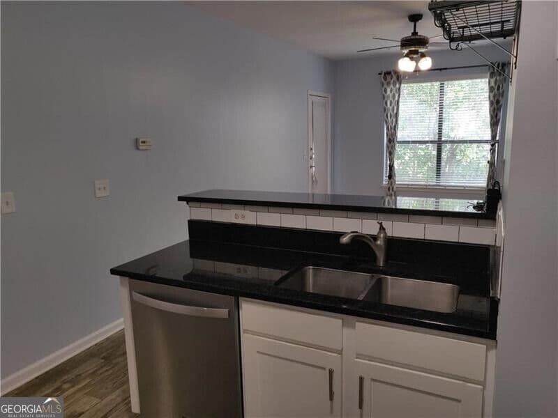 2 bedroom, 1 bathroom, 900 sq ft loft,condominium for rent at 821 Ralph Mcgill Boulevard 2306, Atlanta, GA 30306 for $2,350 a month — photo 4
