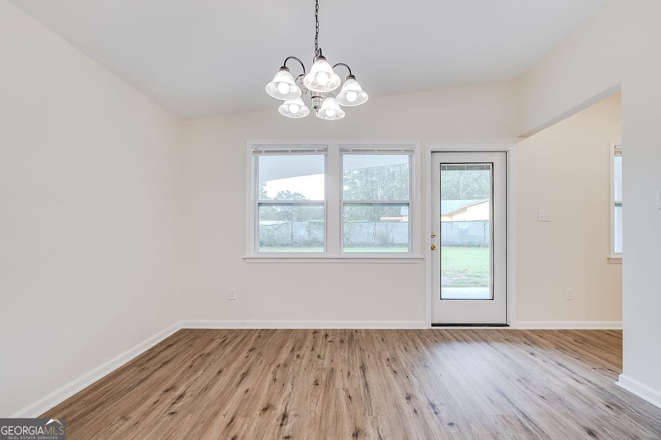 3 bedroom, 2 bathroom, 1,566 sq ft single family residence for sale at 317 Willow Road, Savannah, GA 31419 — photo 10