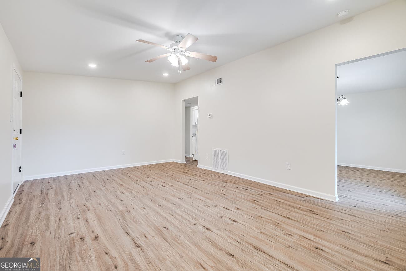 3 bedroom, 2 bathroom, 1,566 sq ft single family residence for sale at 317 Willow Road, Savannah, GA 31419 — photo 8