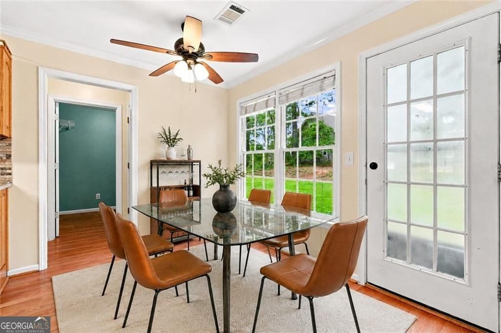 4 bedroom, 2.5 bathroom, 2,344 sq ft single family residence for sale at 2232 Woodbriar Drive, Buford, GA 30518 — photo 5