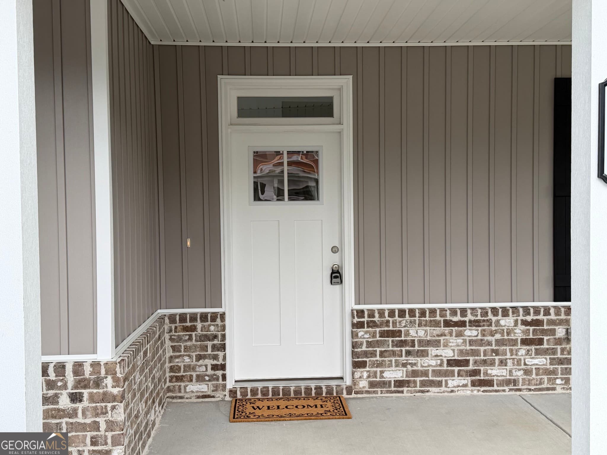 4 bedroom, 2.5 bathroom, 2,031 sq ft single family residence for sale at 410 A N Caswell Street, Glennville, GA 30427 — photo 7