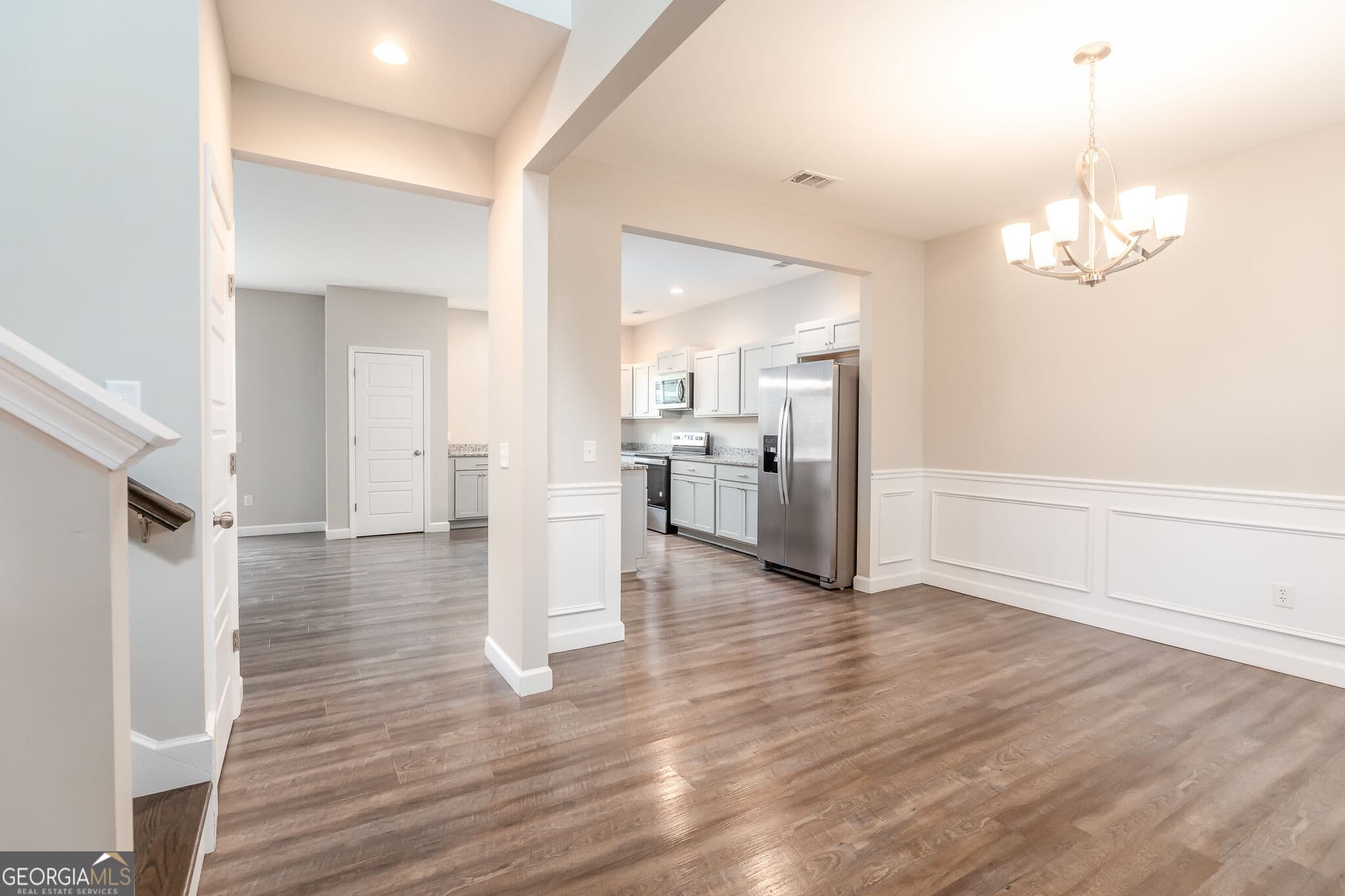 4 bedroom, 2.5 bathroom, 2,031 sq ft single family residence for sale at 410 A N Caswell Street, Glennville, GA 30427 — photo 9