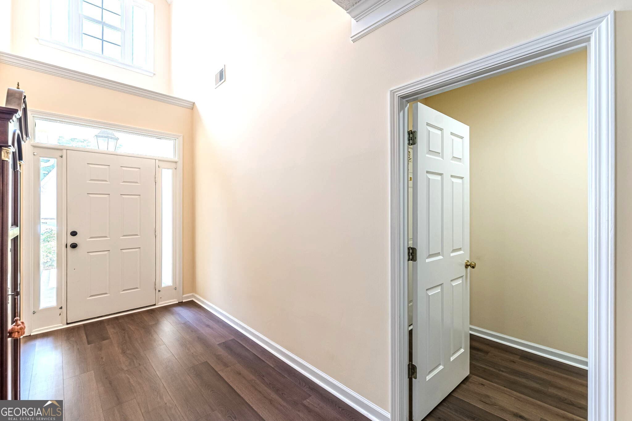 2 bedroom, 2 bathroom, 2,029 sq ft single family residence for sale at 180 Innisbrook Way, Fayetteville, GA 30214 — photo 7