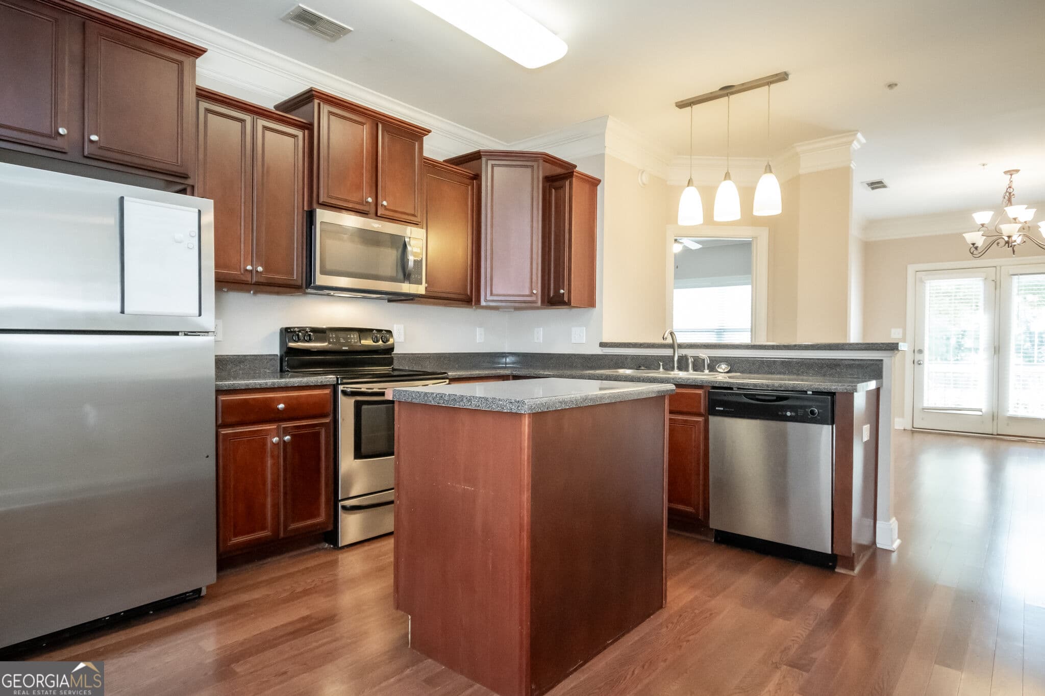 2 bedroom, 2 bathroom, 1,265 sq ft condominium for rent at 120 Moose Club Drive B2, Athens, GA 30606 for $1,400 a month — photo 9