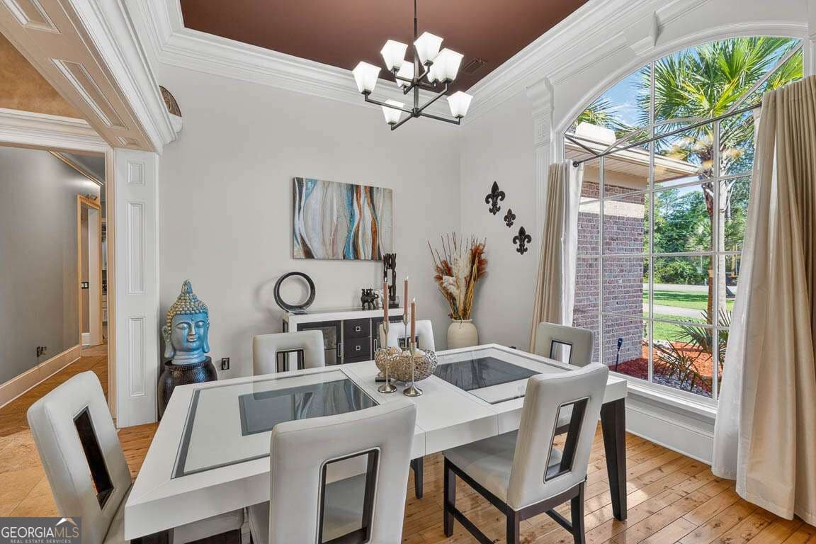 4 bedroom, 4 bathroom, 5,817 sq ft single family residence for sale at 12 Birdie Drive, Jesup, GA 31546 — photo 2
