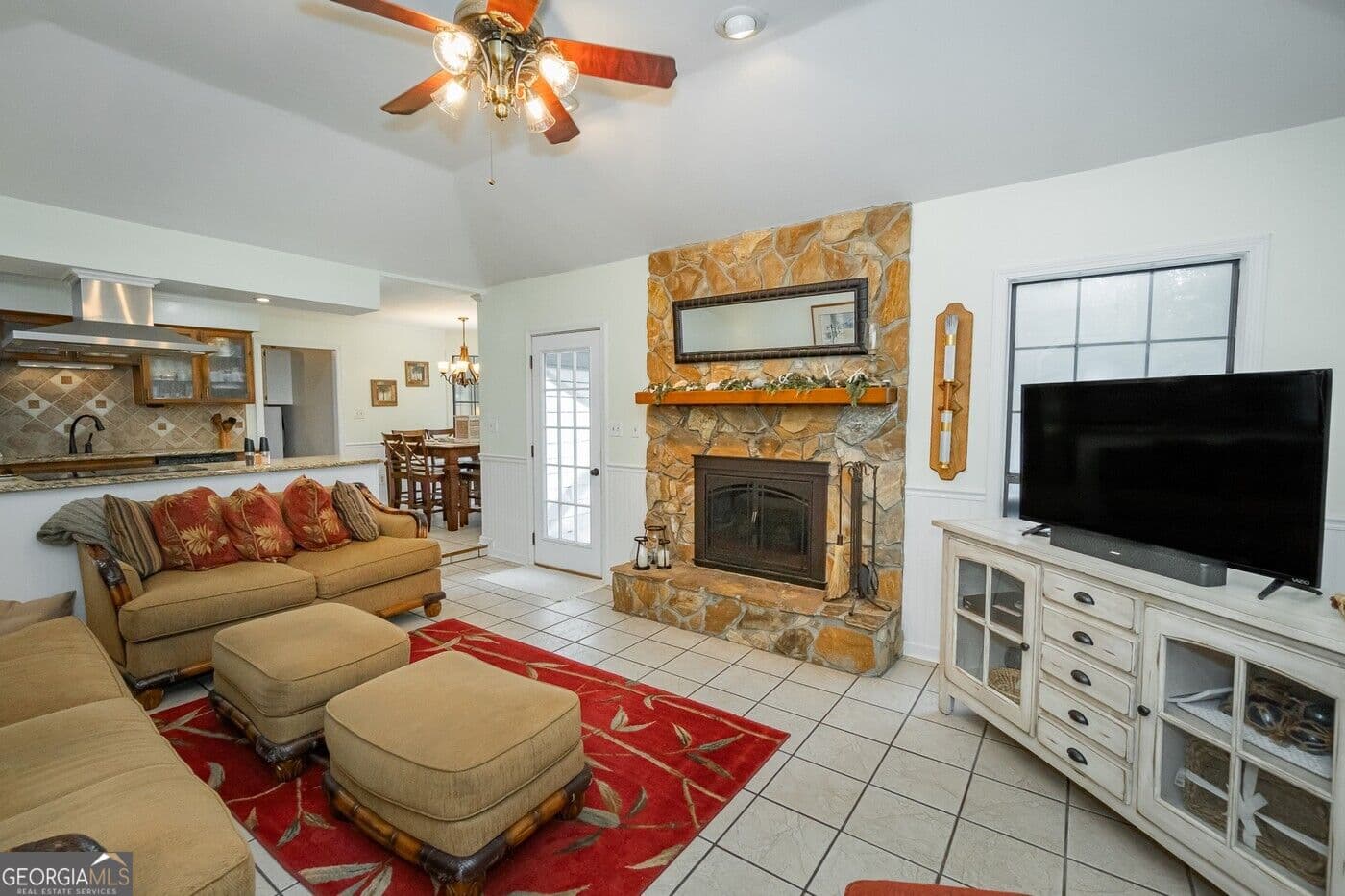 3 bedroom, 3 bathroom, 2,672 sq ft single family residence for sale at 79 Highland Oaks Court, St. Marys, GA 31558 — photo 3
