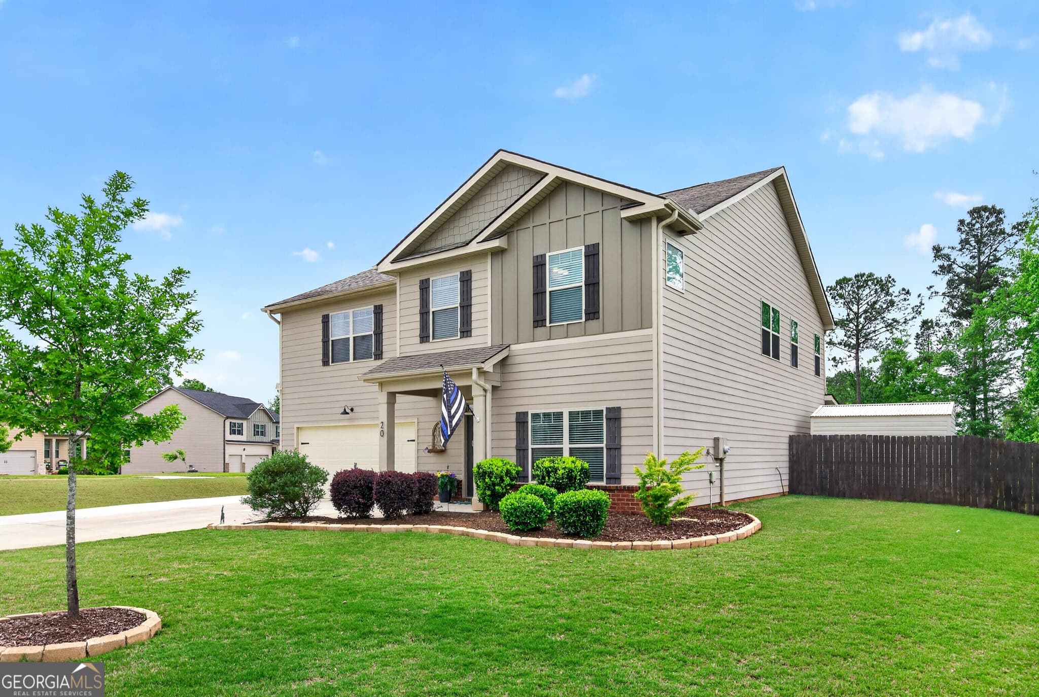 5 bedroom, 3 bathroom, 3,280 sq ft single family residence for sale at 20 Shelton Court, Senoia, GA 30276 — photo 2