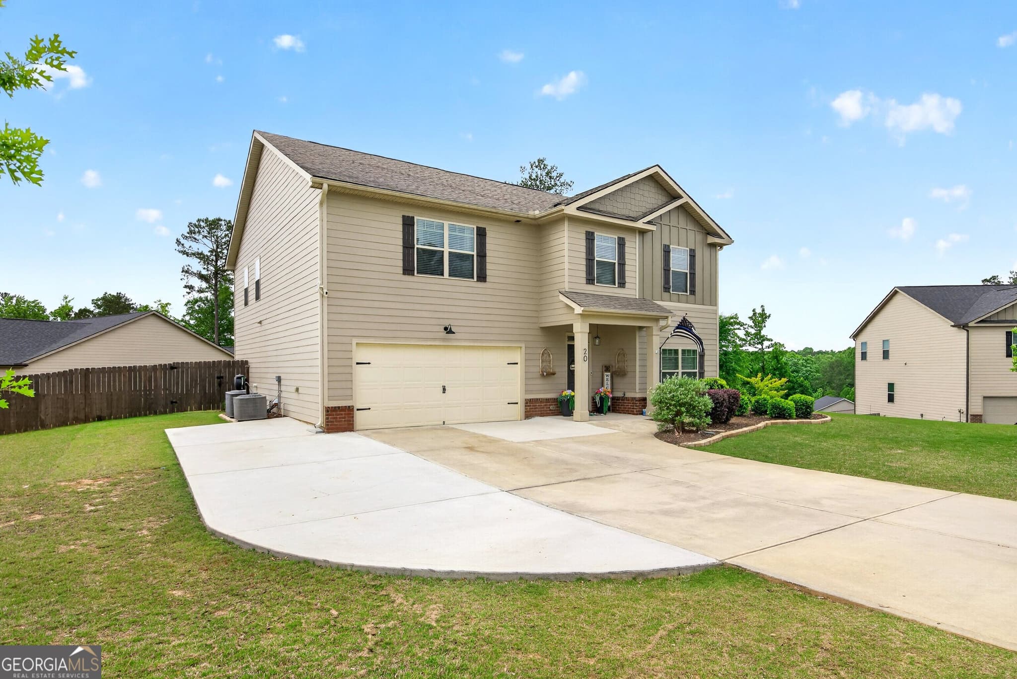 5 bedroom, 3 bathroom, 3,280 sq ft single family residence for sale at 20 Shelton Court, Senoia, GA 30276 — photo 3