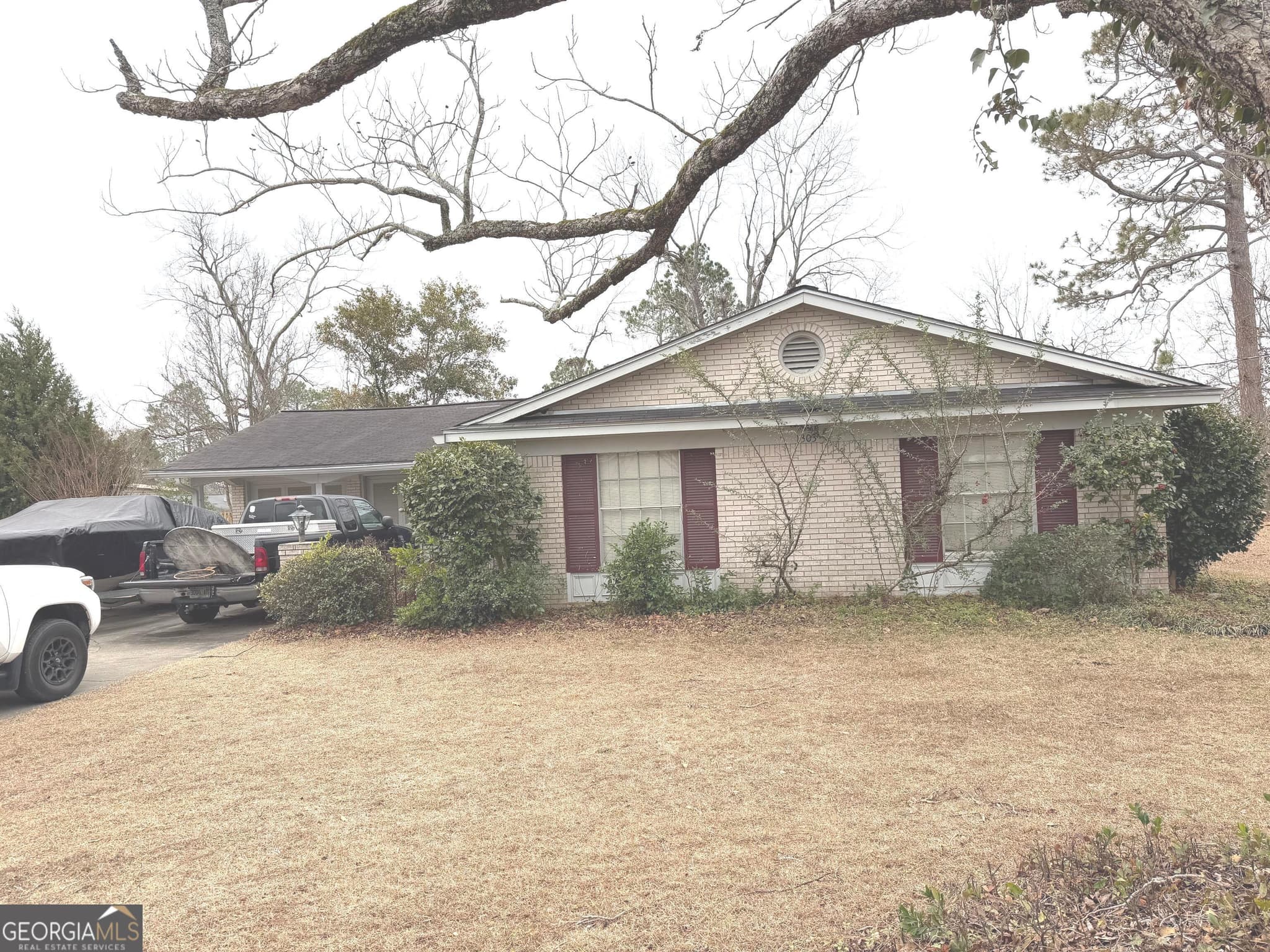 4 bedroom, 3 bathroom, 3,153 sq ft single family residence for sale at 1303 Meadows Lane, Vidalia, GA 30474