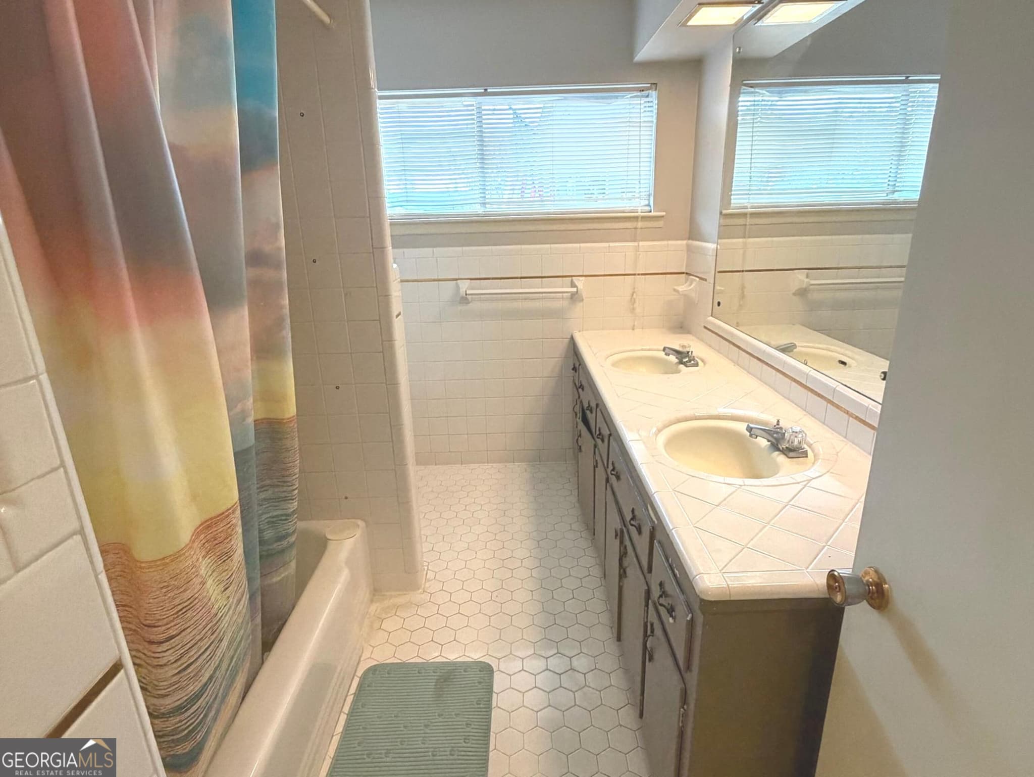 4 bedroom, 3 bathroom, 3,153 sq ft single family residence for sale at 1303 Meadows Lane, Vidalia, GA 30474 — photo 9