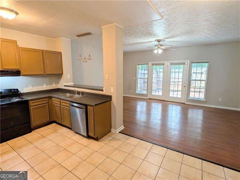 3 bedroom, 3 bathroom, 1,810 sq ft condominium for sale at 4267 High Park Lane, Atlanta, GA 30344 — photo 4