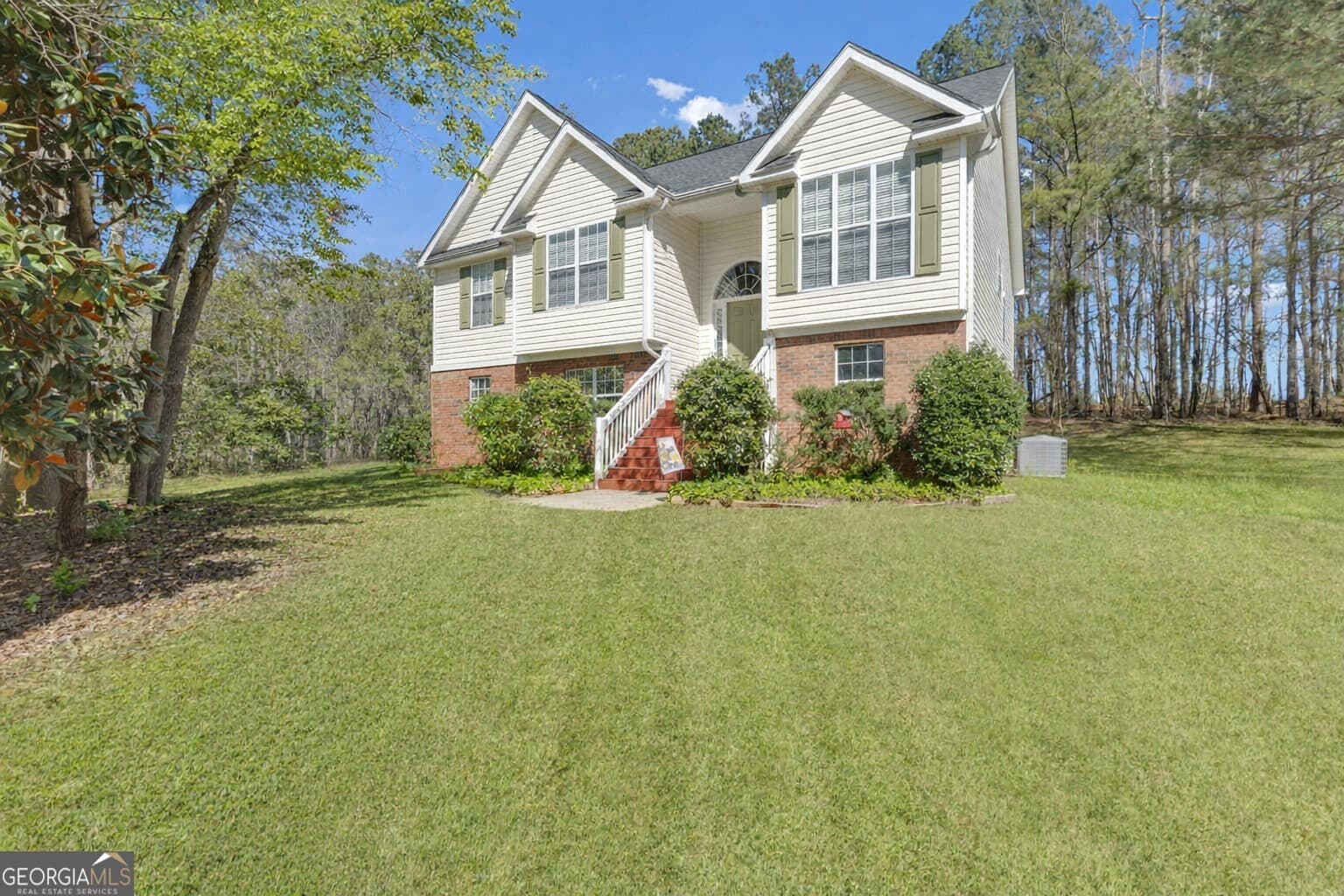 3 bedroom, 2 bathroom single family residence for sale at 45 Ashley Woods Drive, Newnan, GA 30263 — photo 6