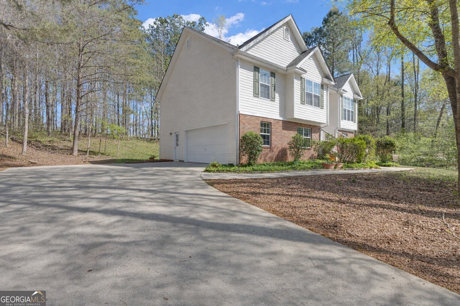 3 bedroom, 2 bathroom single family residence for sale at 45 Ashley Woods Drive, Newnan, GA 30263 — photo 8