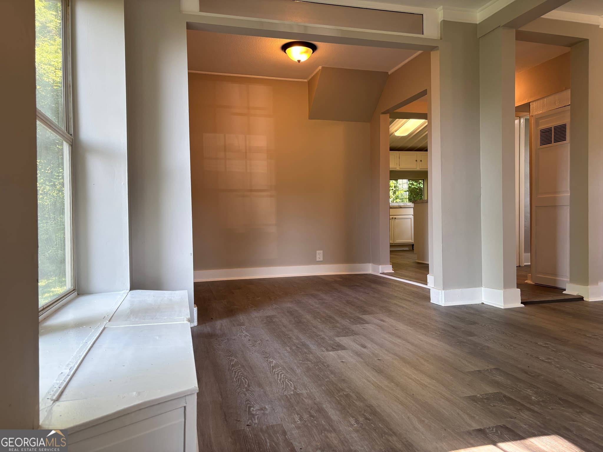 2 bedroom, 1.5 bathroom, 980 sq ft single family residence for rent at 118 1/2 Alford Street, Lagrange, GA 30240 for $1,250 a month — photo 4