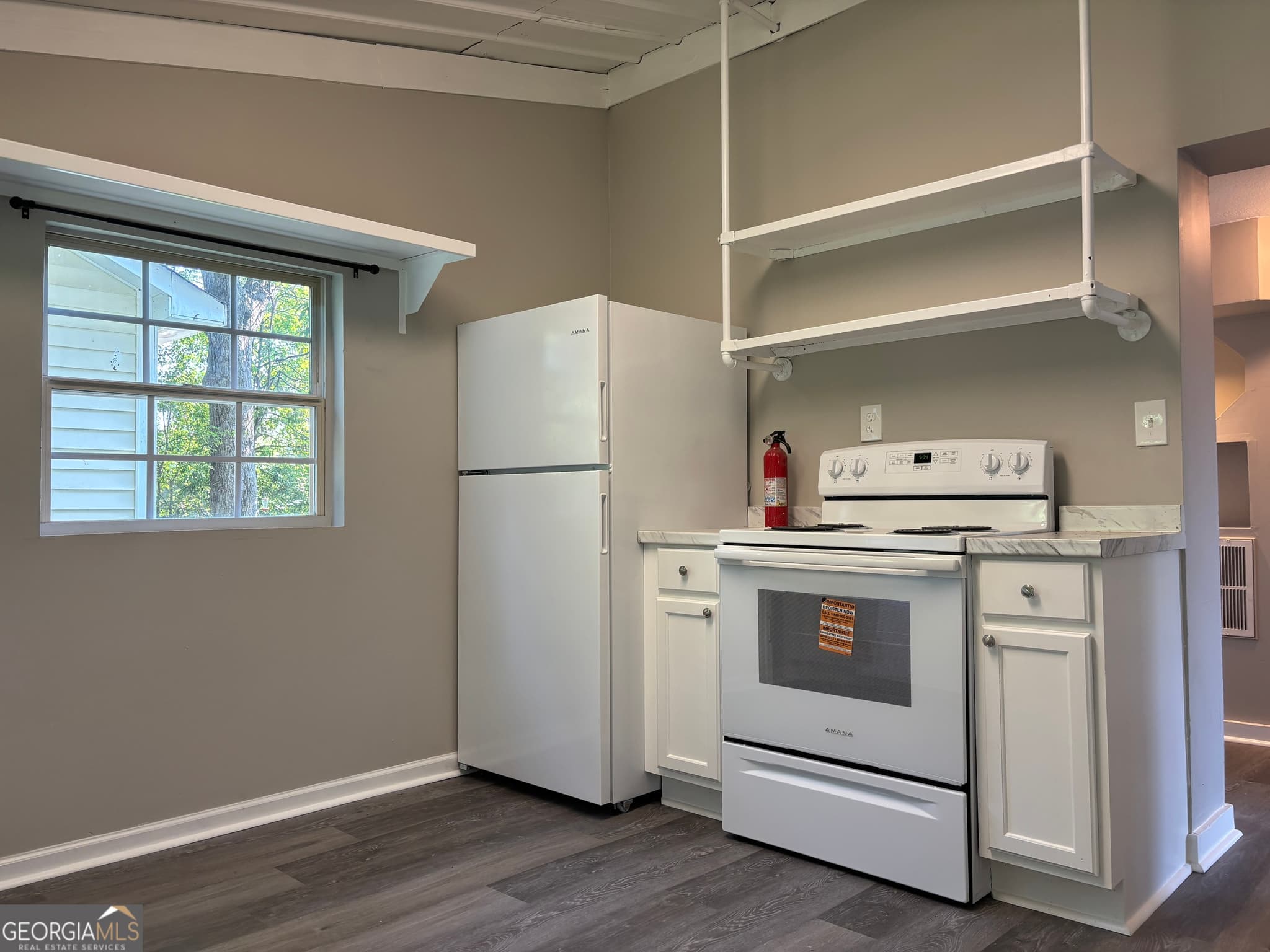 2 bedroom, 1.5 bathroom, 980 sq ft single family residence for rent at 118 1/2 Alford Street, Lagrange, GA 30240 for $1,250 a month — photo 8