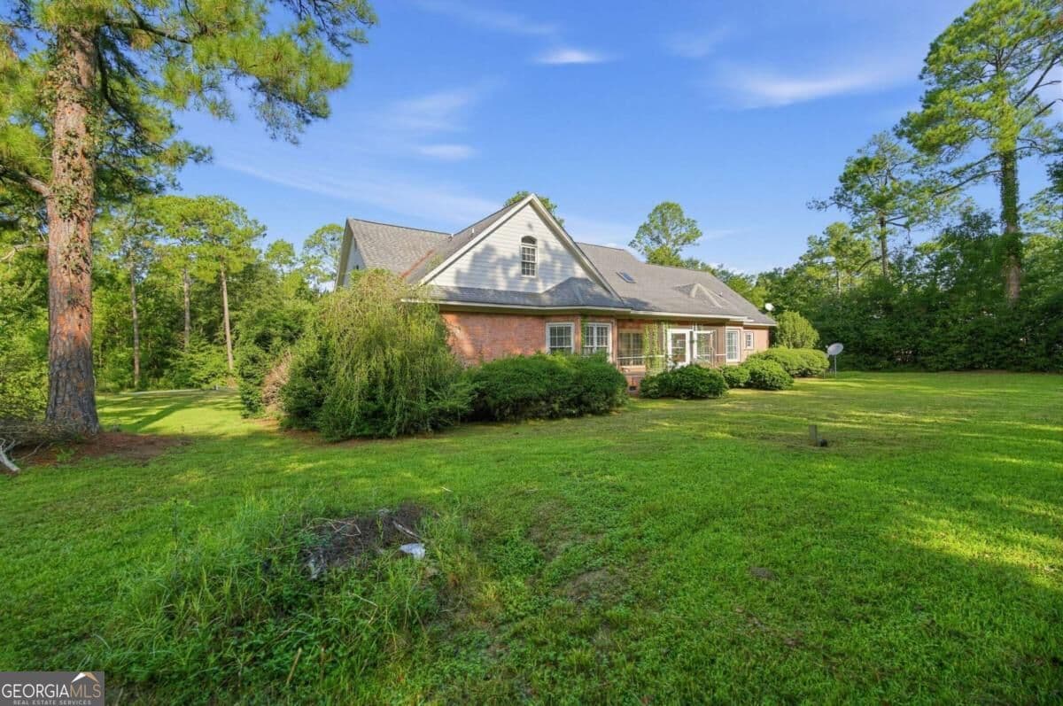 5 bedroom, 5.5 bathroom, 4,616 sq ft single family residence for sale at 603 Timberland Drive, Cordele, GA 31015 — photo 3
