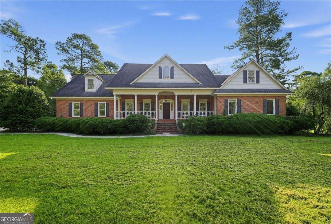 5 bedroom, 5.5 bathroom, 4,616 sq ft single family residence for sale at 603 Timberland Drive, Cordele, GA 31015