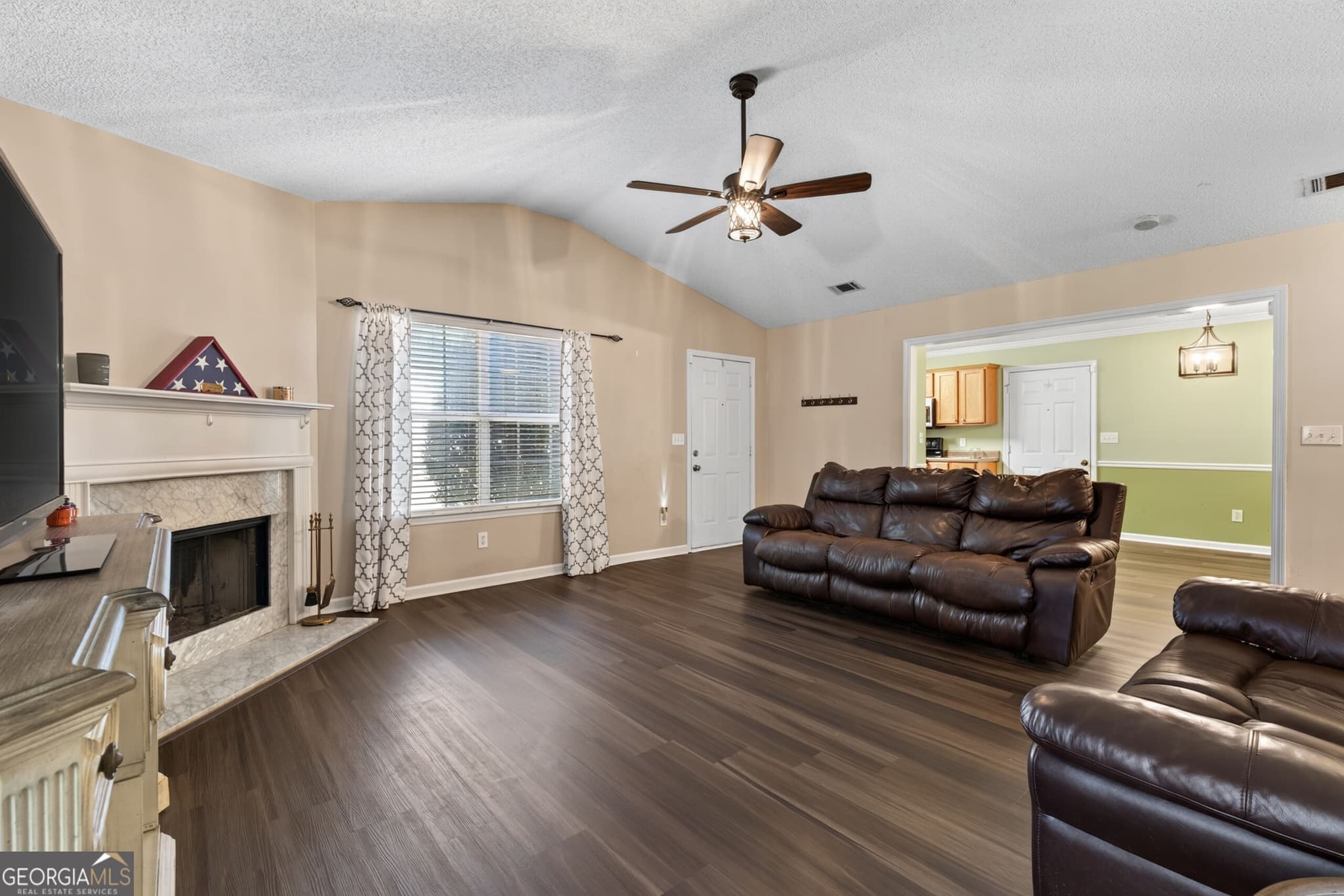 3 bedroom, 2 bathroom, 1,279 sq ft single family residence for sale at 3328 Trotters Ridge Trail, Gray, GA 31032 — photo 6