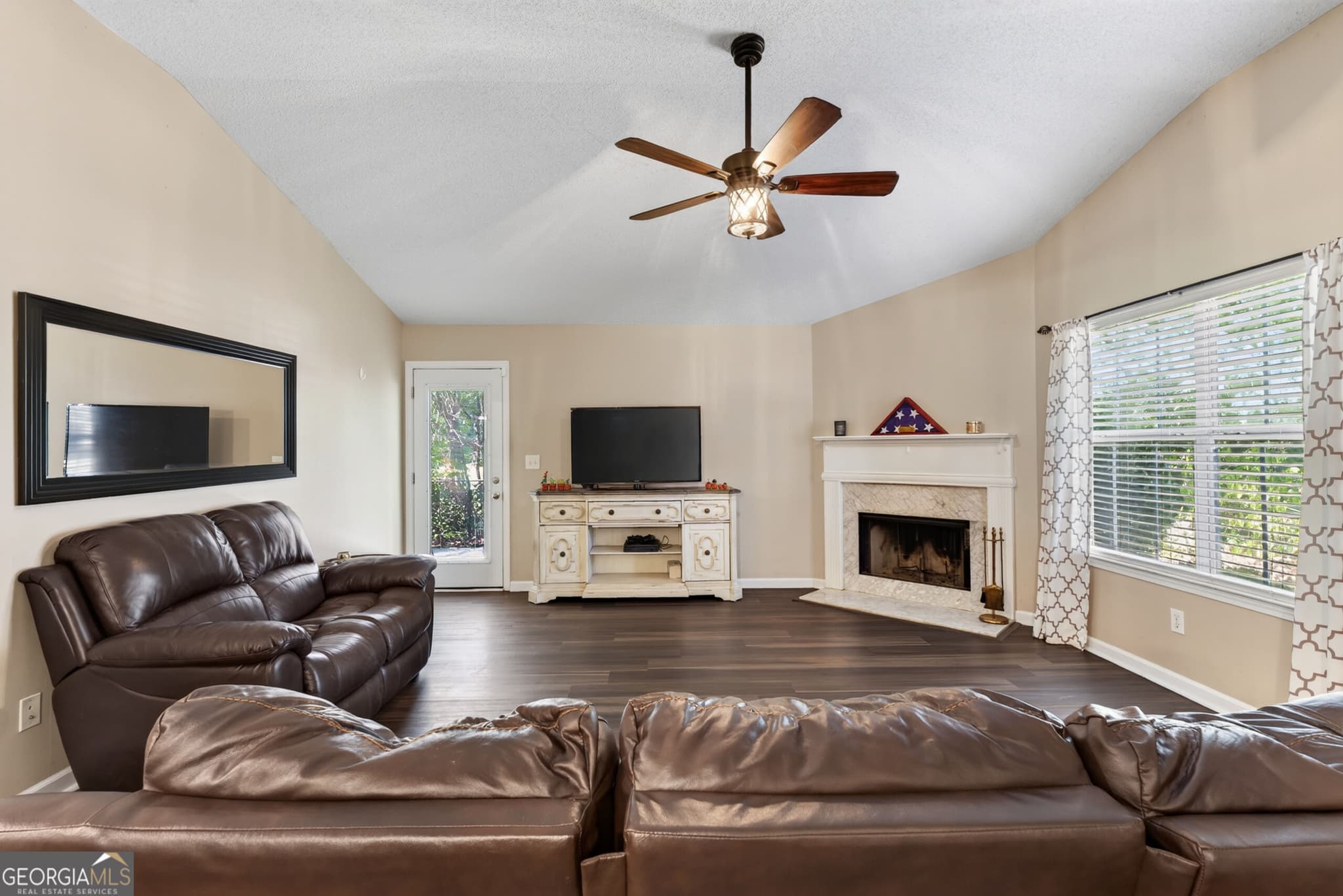 3 bedroom, 2 bathroom, 1,279 sq ft single family residence for sale at 3328 Trotters Ridge Trail, Gray, GA 31032 — photo 5