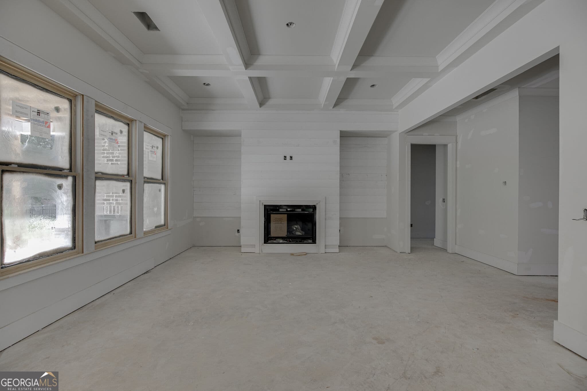4 bedroom, 3.5 bathroom, 2,549 sq ft single family residence for sale at 409 Lake Vista Drive, Statham, GA 30666 — photo 5