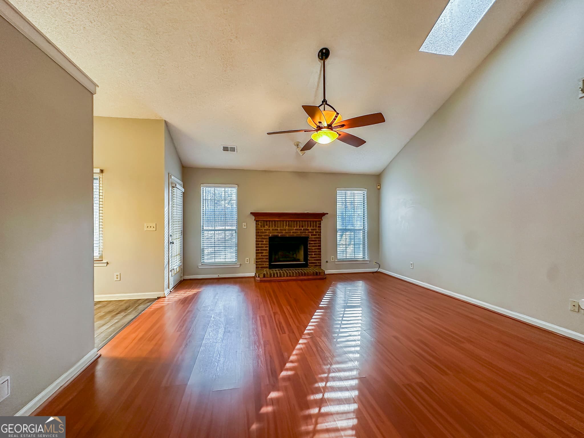 3 bedroom, 2.5 bathroom, 5,816 sq ft single family residence for rent at 5724 Rex Mill Creek, Rex, GA 30273 for $1,925 a month — photo 2