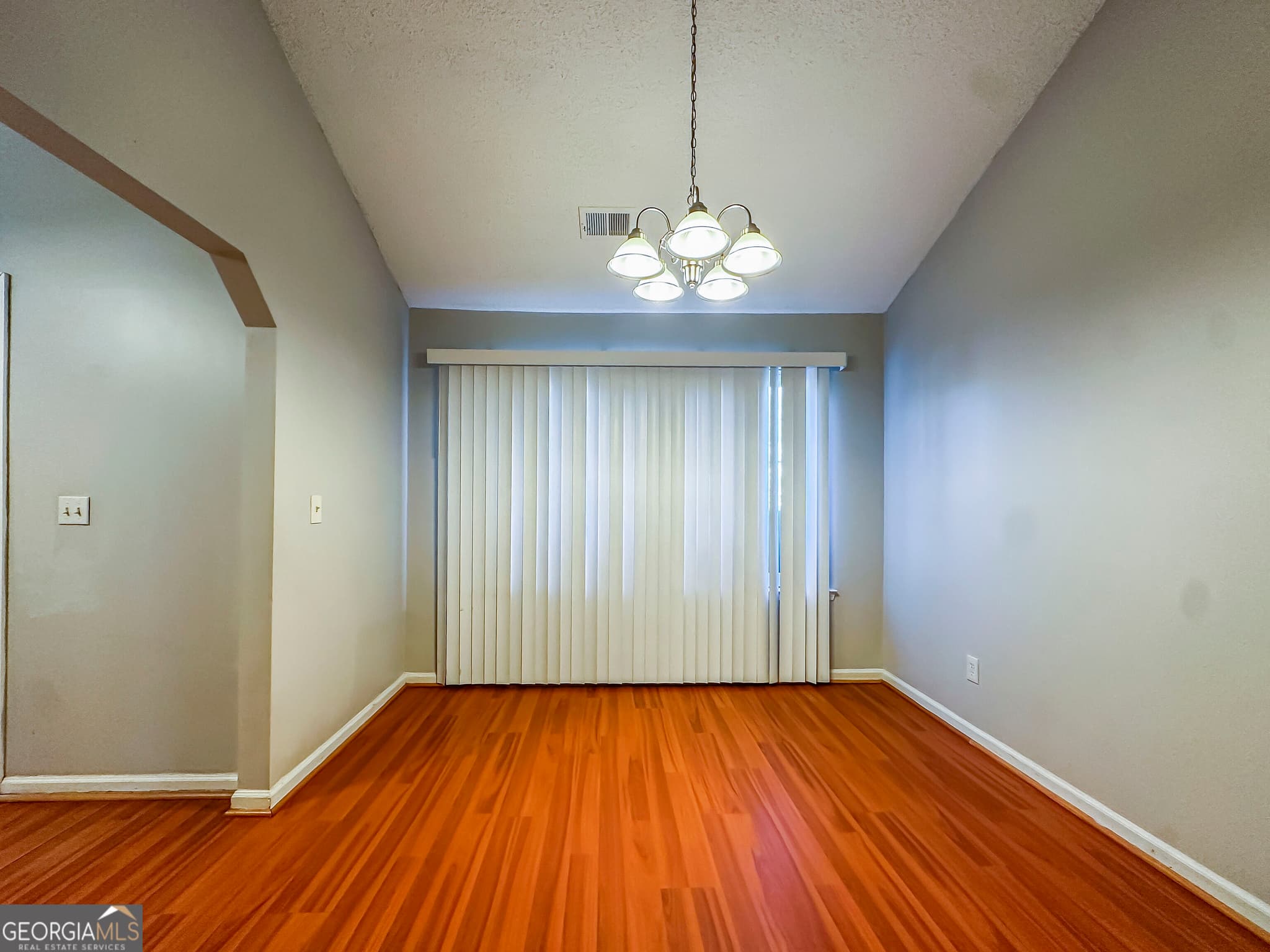 3 bedroom, 2.5 bathroom, 5,816 sq ft single family residence for rent at 5724 Rex Mill Creek, Rex, GA 30273 for $1,925 a month — photo 3