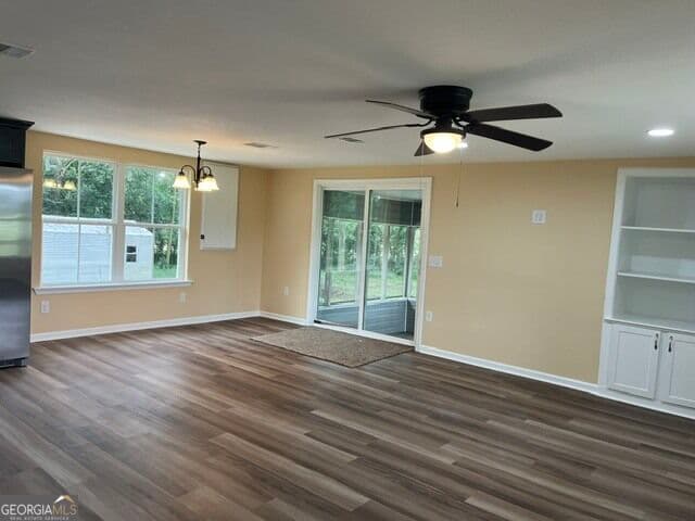 3 bedroom, 2 bathroom, 1,368 sq ft single family residence for sale at 2187 Ebenezer Church Road, Glennville, GA 30427 — photo 2